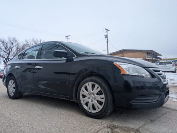 2014 Nissan Sentra S 6MT