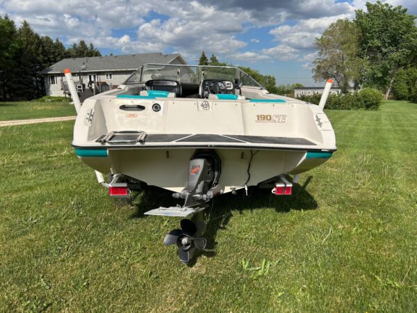 1993 19-foot Seaswirl