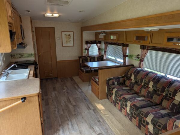 2003 Topaz LE FS261