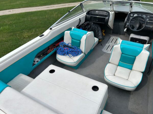 1993 19-foot Seaswirl